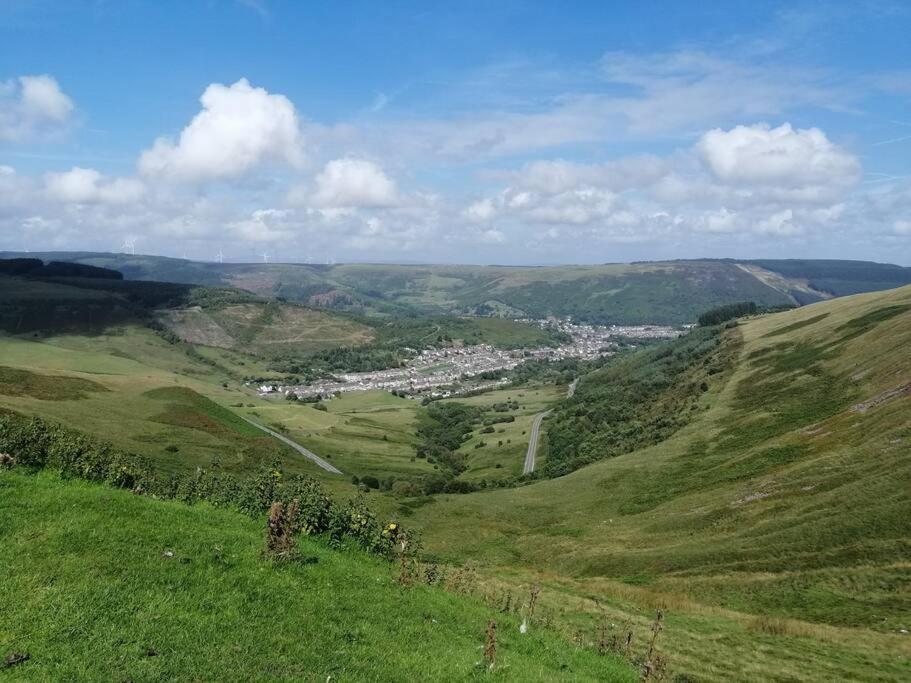 Welsh Miners Cottage Four Bedroom House Treherbert Exteriör bild